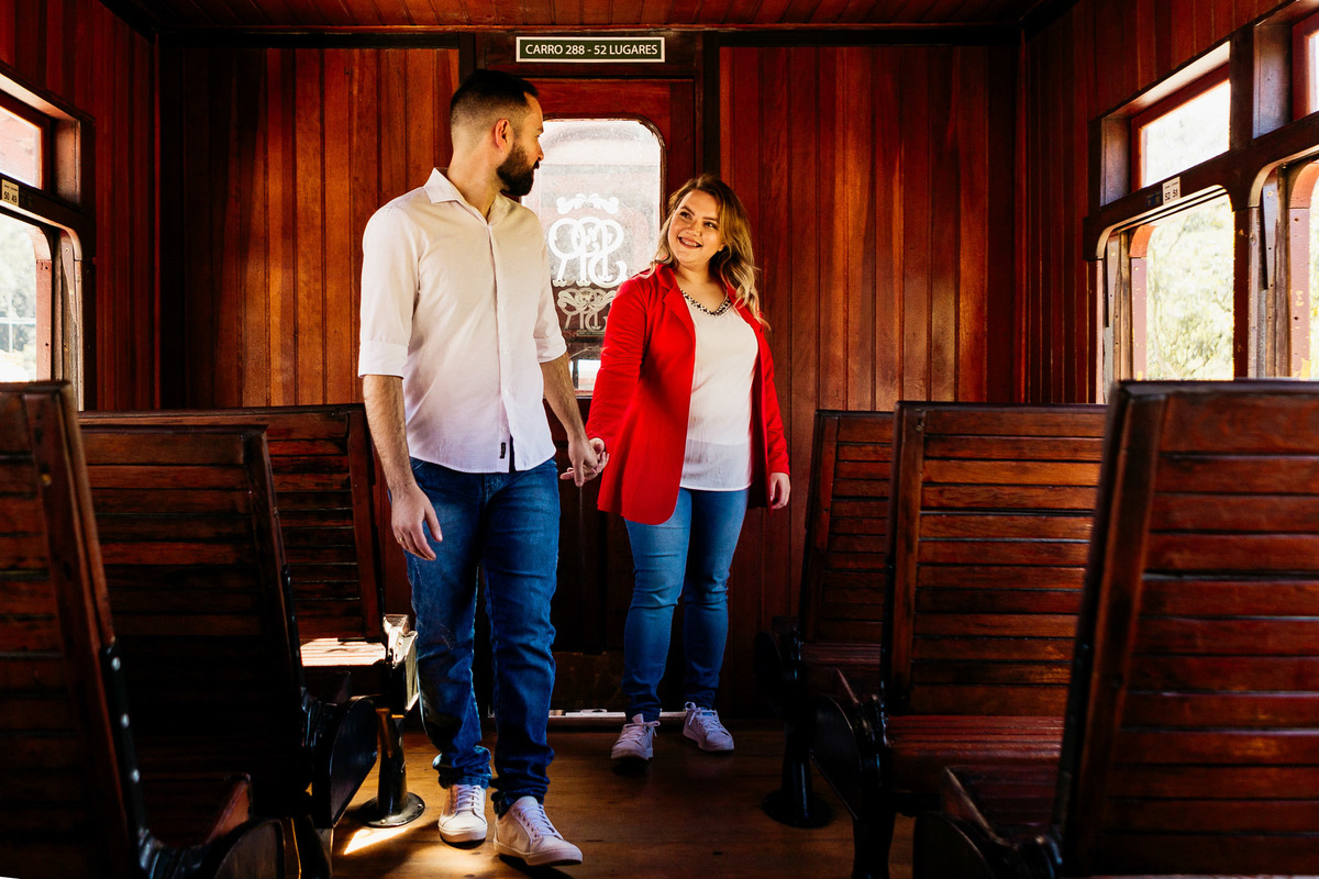 Guararema, São Paulo, Ensaio de casal, Mogi das cruzes, vestido de noiva, casamentos mogi das cruzes, aliança de casamentos, ensaios no campo, ensaio em guararema, fotografia de casamento, fotografo de casamento, 