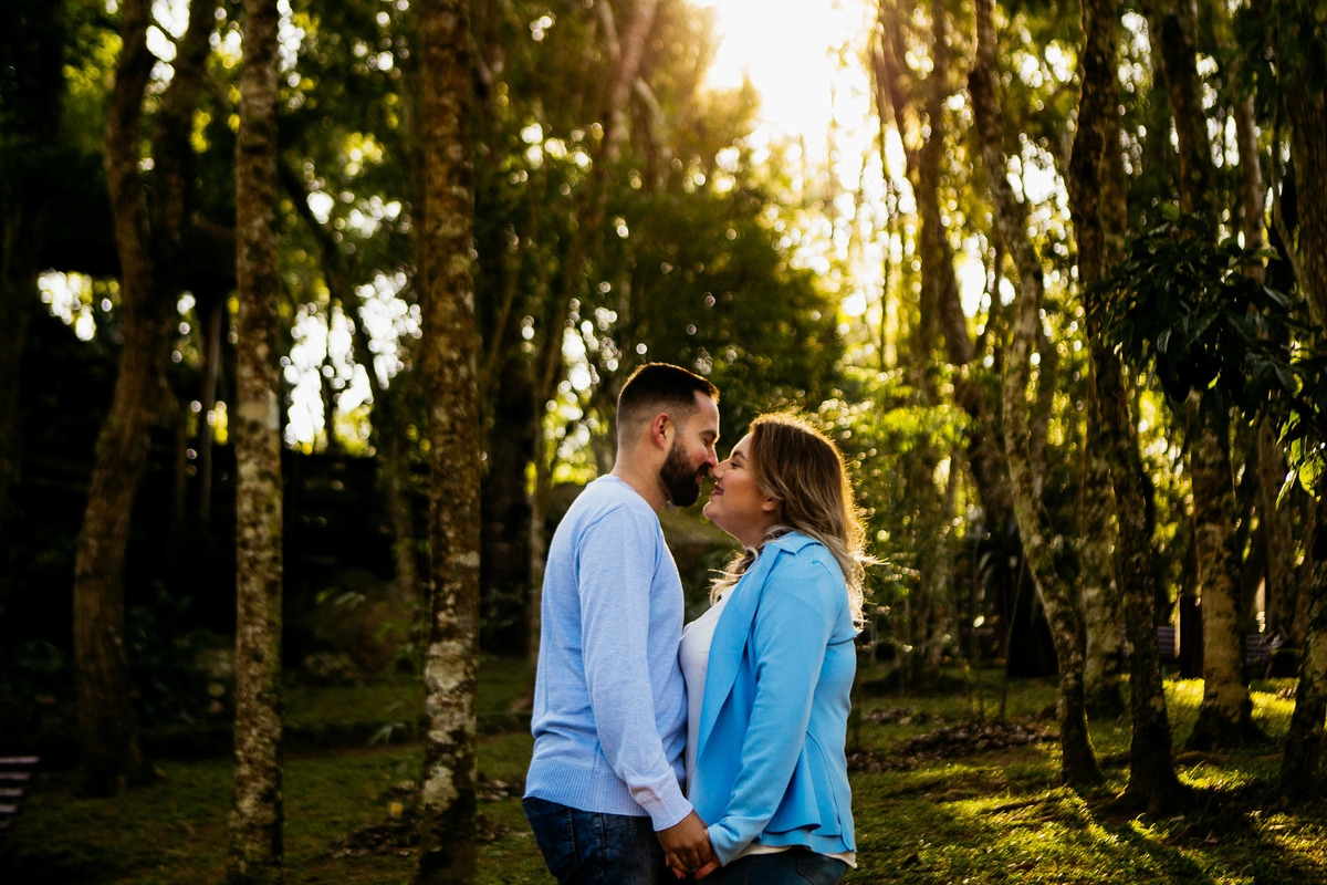 Guararema, São Paulo, Ensaio de casal, Mogi das cruzes, vestido de noiva, casamentos mogi das cruzes, aliança de casamentos, ensaios no campo, ensaio em guararema, fotografia de casamento, fotografo de casamento, 