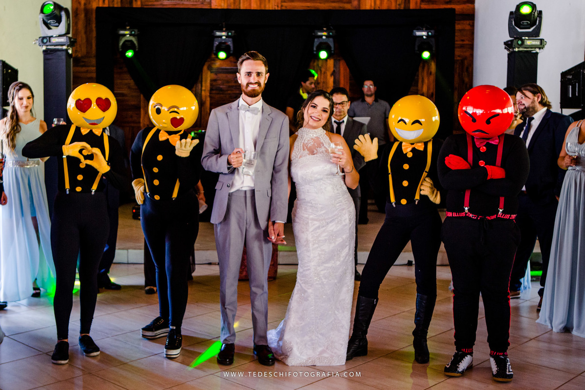 Casamento, recanto premiere, dj rodrigo dantas, assessoria santo cupido, noivas, vestido de noiva, casamentos 2019, casamentos 2020, buffet pra casamento decoração de casamento, maquiagem de casamento, gregory II, salão de cabelo para casamento