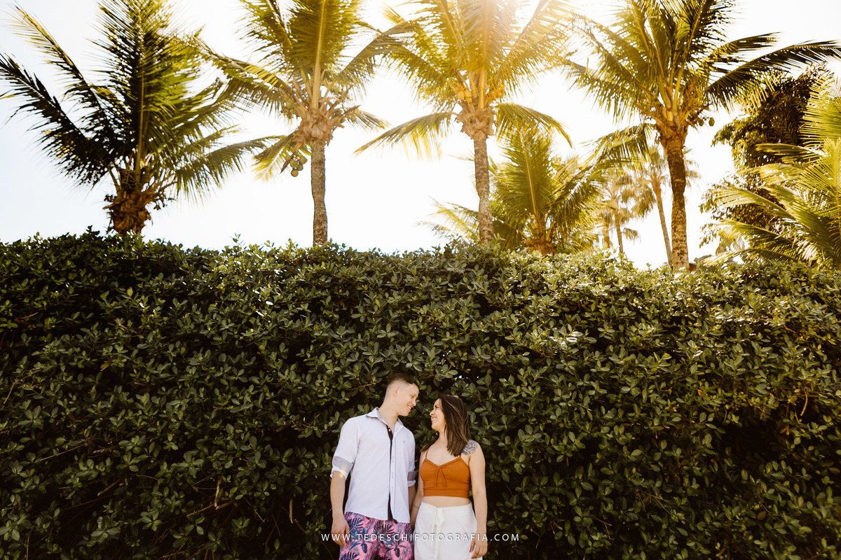 Ensaio praia, guarujá, são paulo, ensaio no nascer do sol, ensaio de casal, ensaio pre casamento, ensaio de casamento, casamento mogi das cruzes, casamento alto tietê, decoração de casamento, azul do ceú