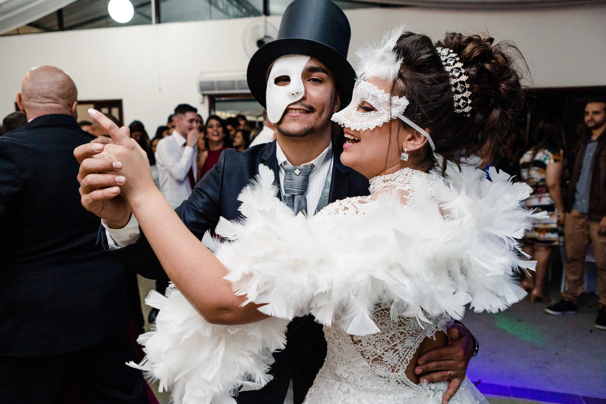 Casamento, recanto premiere, dj rodrigo dantas, assessoria santo cupido, noivas, vestido de noiva, casamentos 2019, casamentos 2020, buffet pra casamento decoração de casamento, maquiagem de casamento, gregory II, salão de cabelo para casamento