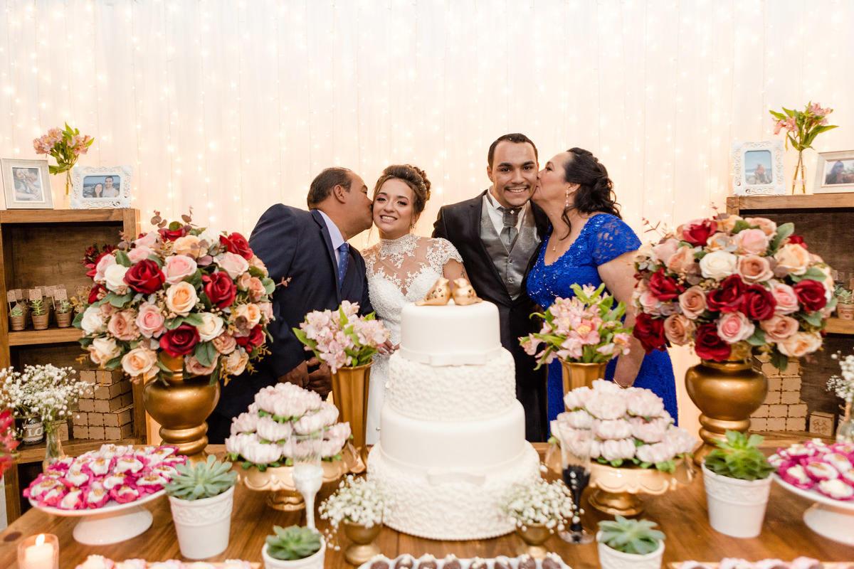 Casamento, recanto premiere, dj rodrigo dantas, assessoria santo cupido, noivas, vestido de noiva, casamentos 2019, casamentos 2020, buffet pra casamento decoração de casamento, maquiagem de casamento, gregory II, salão de cabelo para casamento