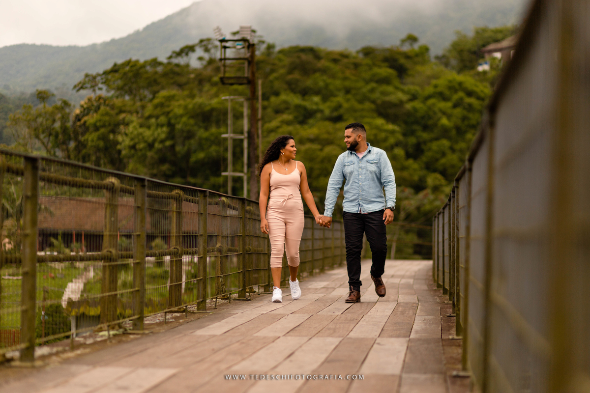 Ensaio de casamento, pre casamento, onde fazer um ensaio de casamento, ensaio em paranapiacaba, o que fazer em paranapiacaba, indicação de lugares para pre casamento, estou noiva e quero casar, meu noivo não gosta de fotos, fotografia para casamento, 