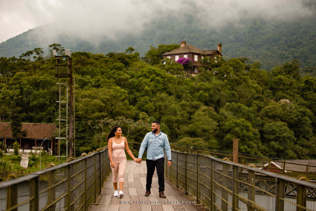 Ensaio de casamento, pre casamento, onde fazer um ensaio de casamento, ensaio em paranapiacaba, o que fazer em paranapiacaba, indicação de lugares para pre casamento, estou noiva e quero casar, meu noivo não gosta de fotos, fotografia para casamento, 