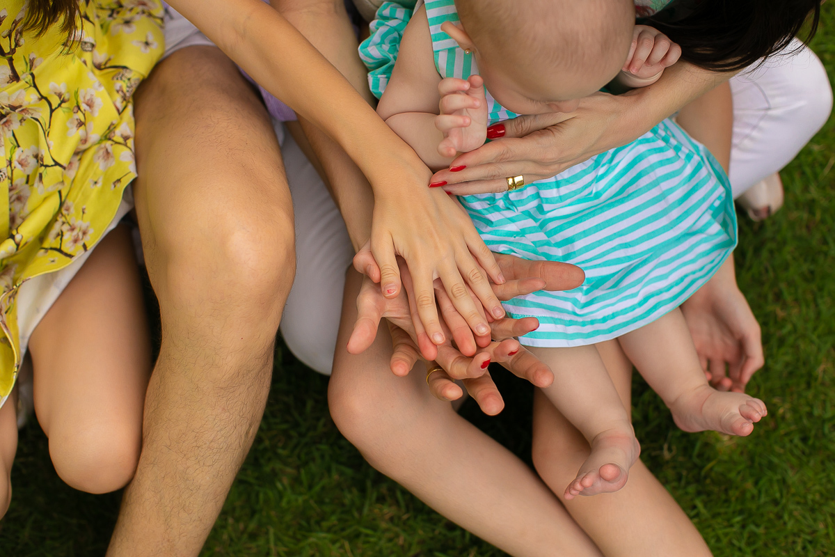 Gustavo Sousa Fotografia em ensaio família. Mesmo tendo estúdio em Curitiba atendeu em Belo Horizonte. Book família emocionante. Atendemos em Curitiba.