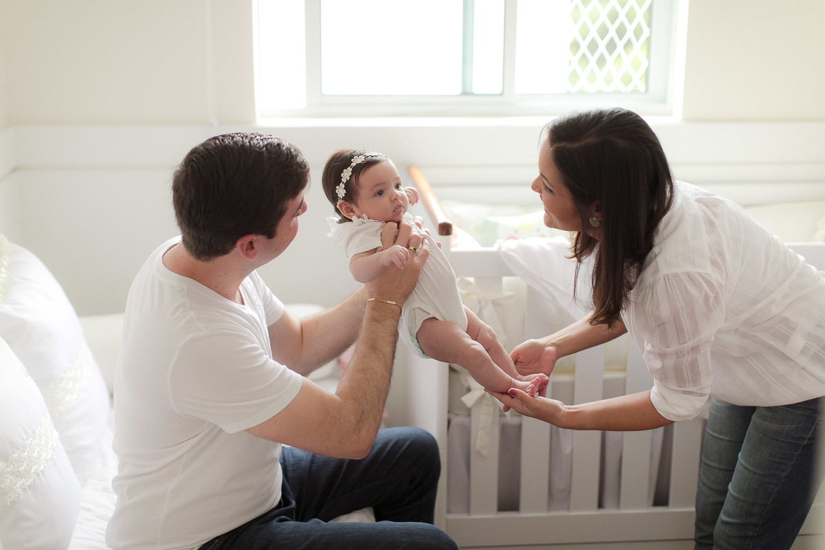 gustavo sousa fotografia ensaio família e Newborn. ensaio feita na casa da família em estilo lifestyle. 