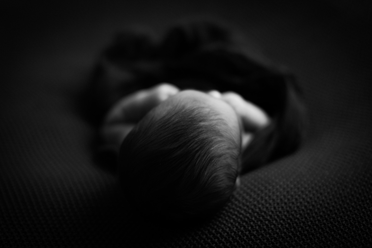 Ensaio Newborn Gustavo Sousa Fotografia em Maringá. Cabeça