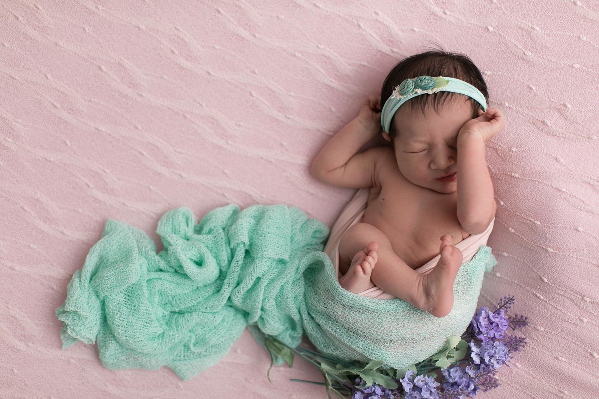 gustavo sousa fotografia ensaio e book newborn em Maringá.