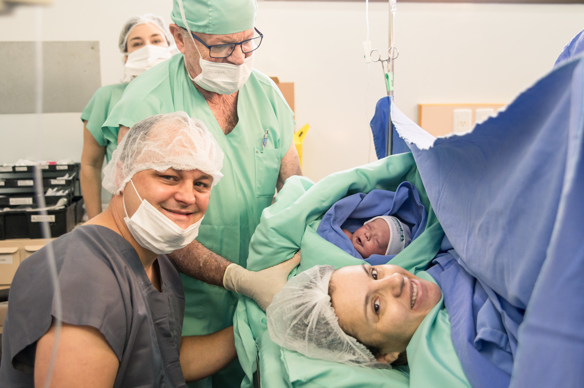 foto de nascimento, foto com os pais