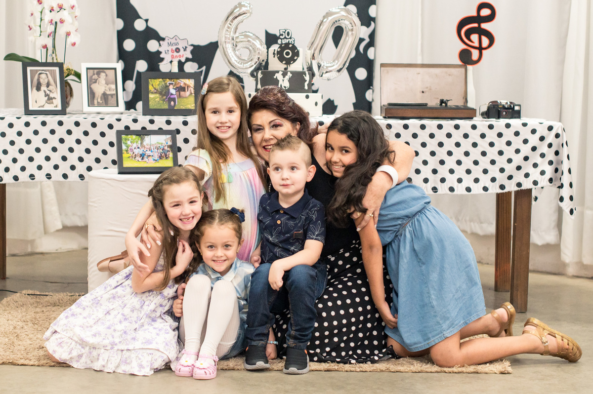 foto da avó com os netos