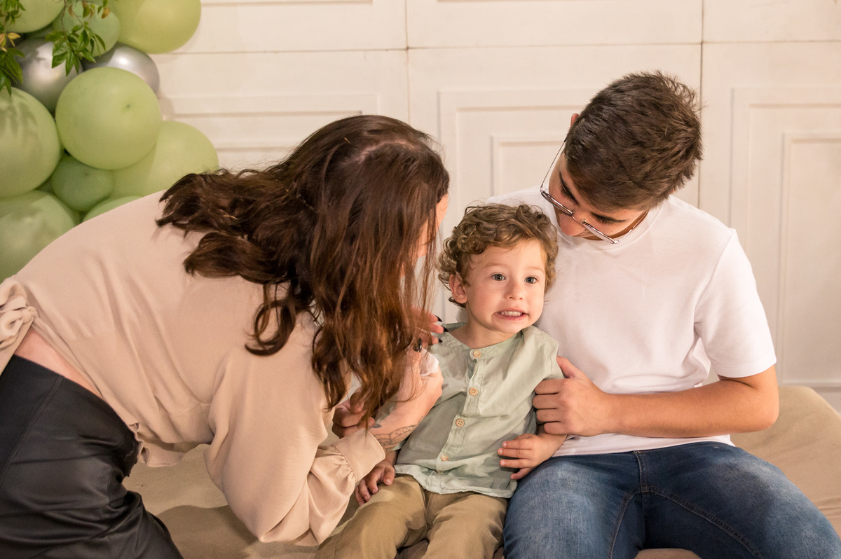 Festa de confirmação - foto do confirmando com criança