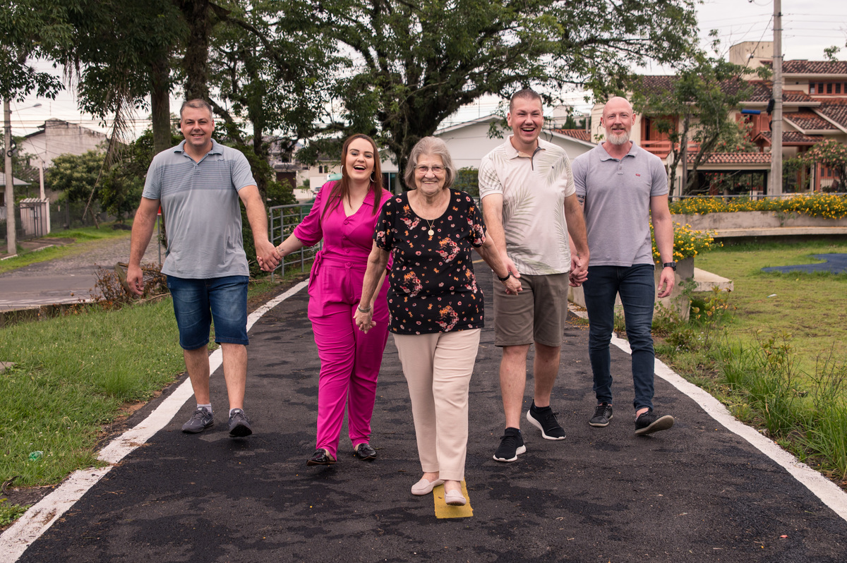 Ensaio de família no parque centenário em Montenegro