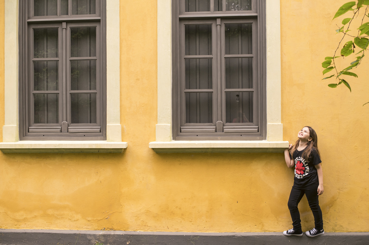 Ensaio externo, menina sorrindo 