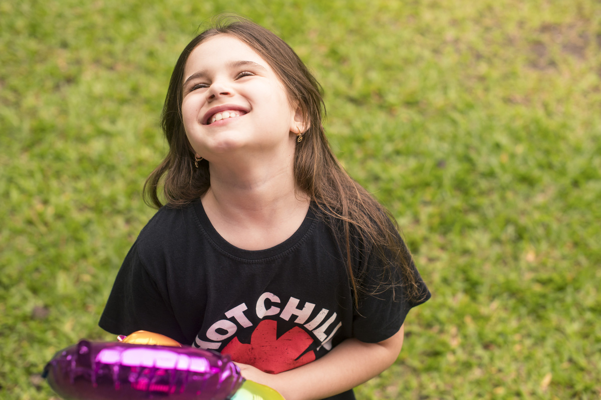 ensaio externo, menina sorridente
