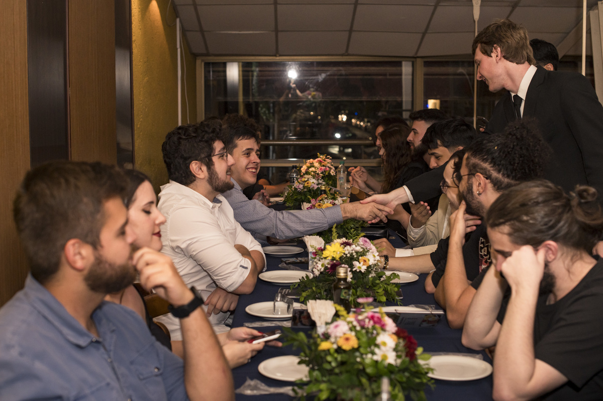 Recepção de Formatura, recebendo os cumprimentos dos amigos