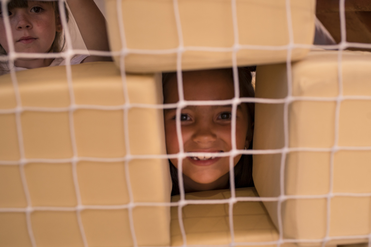 festa de aniversário infantil, crianças brincando