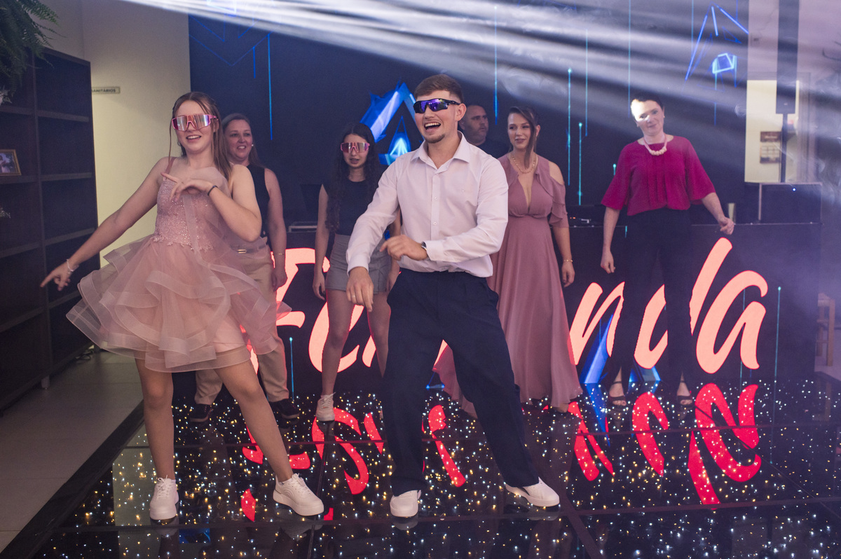 Festa de 15 anos, balada - fotógrafa Claudia Wallauer