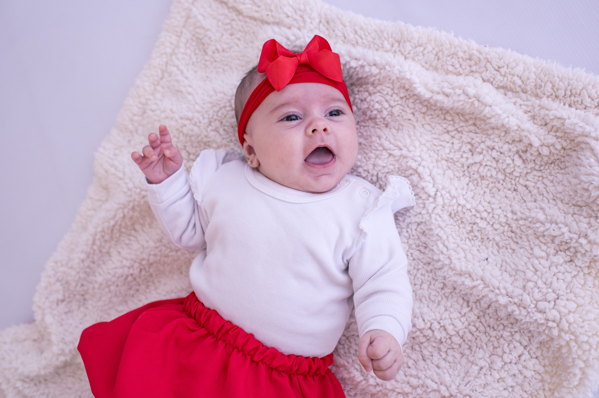 Acompanhamento Mensal - Estúdio fotográfico Claudia - Luísa 2 meses