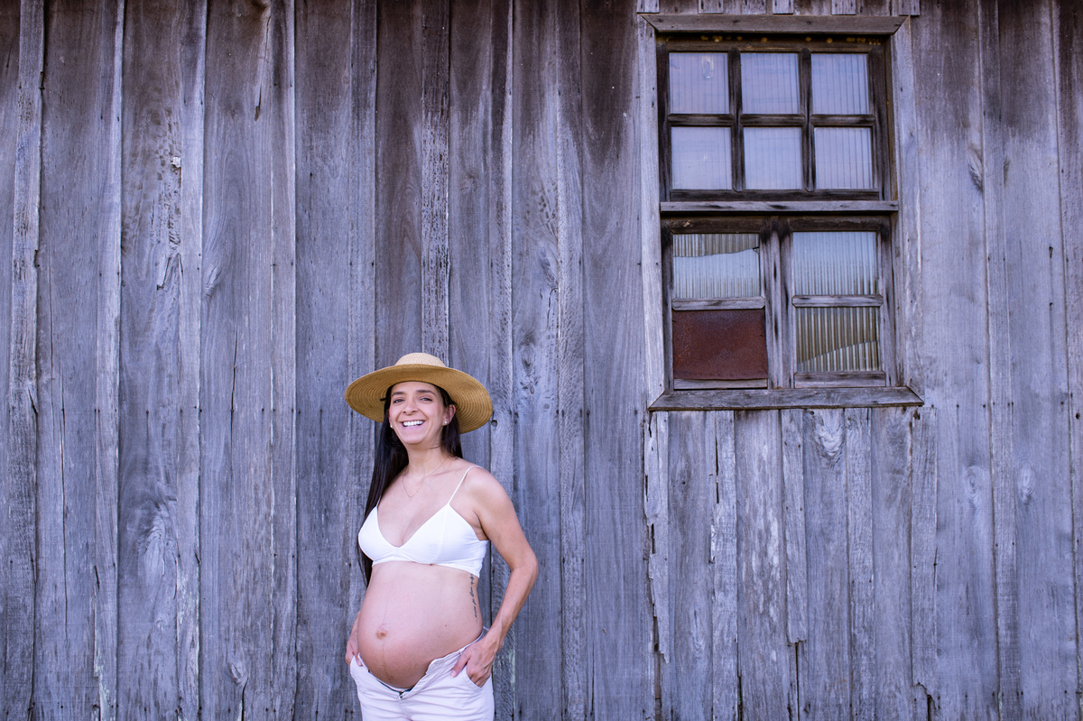 Ensaio gestante de gêmeos no interior de Triunfo, fotógrafa Claudia Wallauer