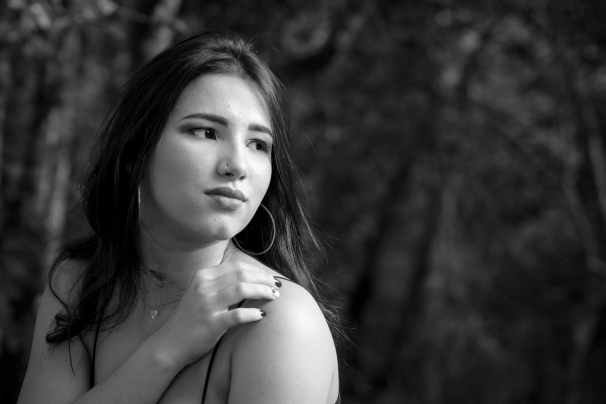 Ensaio feminino em preto e branco no Pareci Novo