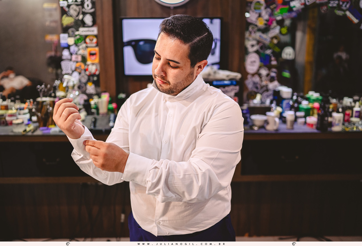 Making-of-Felipe-Mazzo-Barbearia-21-de-maio-Casamento-Irati-Paraná-Fotógrafo-Juliano-Gil