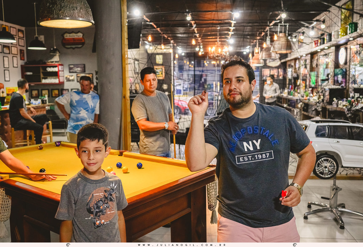 Making-of-Felipe-Mazzo-Barbearia-21-de-maio-Casamento-Irati-Paraná-Fotógrafo-Juliano-Gil