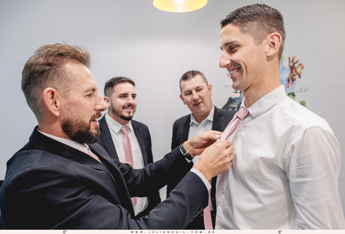 Casamento-irati-paraná-fotógrafo-juliano-gil-jeniffer-serkunhuk-douglas-sedovski-espaço-santo-fole-dress-nossa-senhora-da-luz