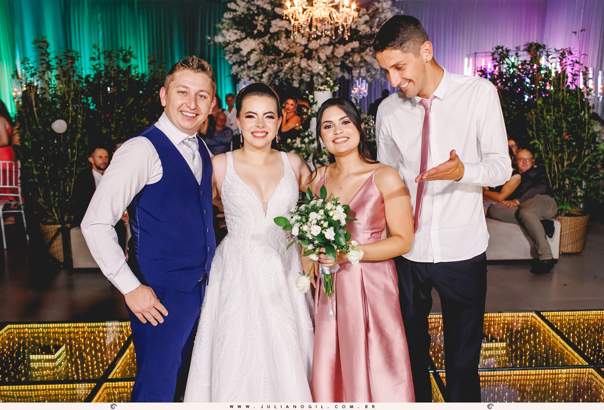 Casamento-irati-paraná-fotógrafo-juliano-gil-jeniffer-serkunhuk-douglas-sedovski-espaço-santo-fole-dress-nossa-senhora-da-luz