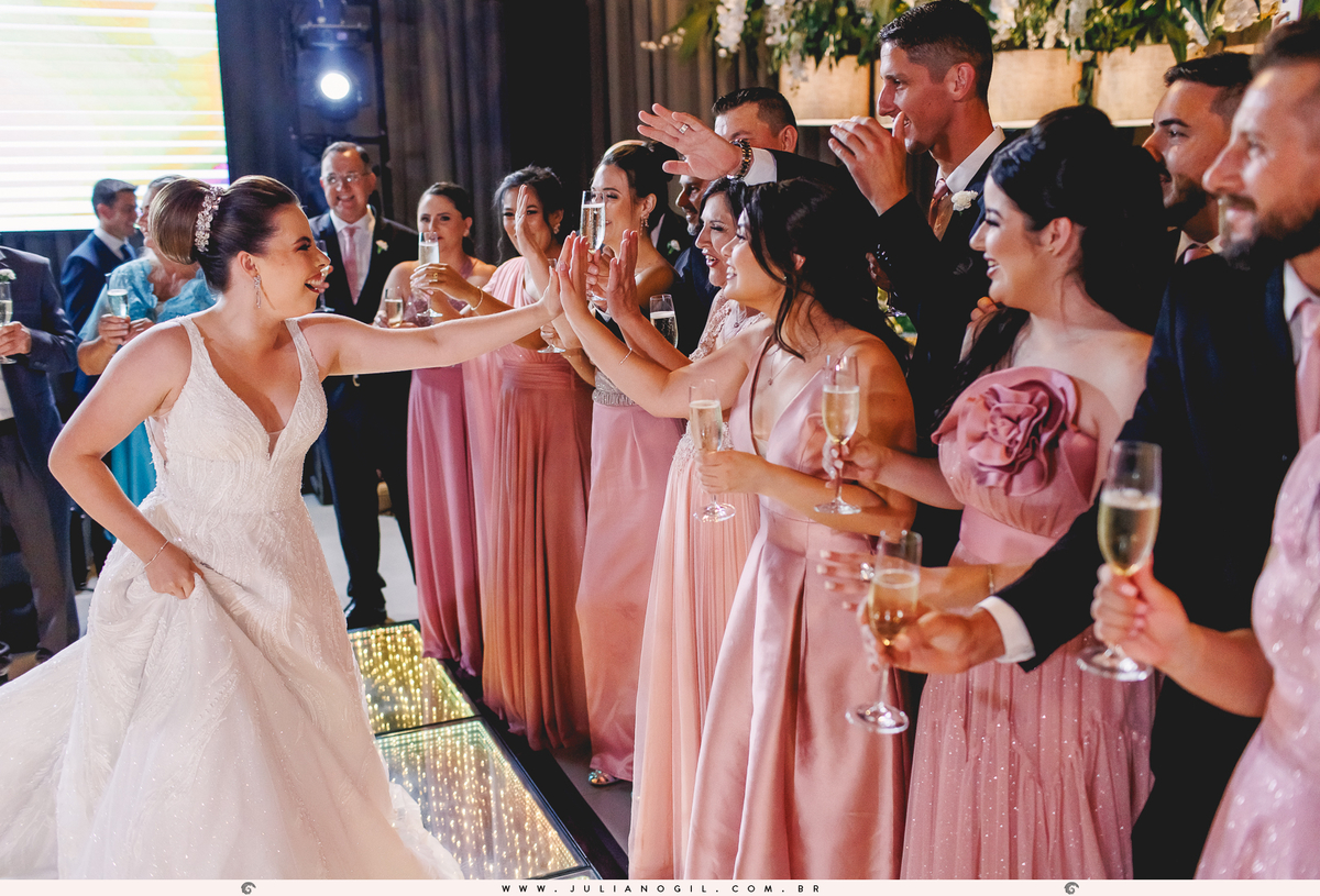 Casamento-irati-paraná-fotógrafo-juliano-gil-jeniffer-serkunhuk-douglas-sedovski-espaço-santo-fole-dress-nossa-senhora-da-luz