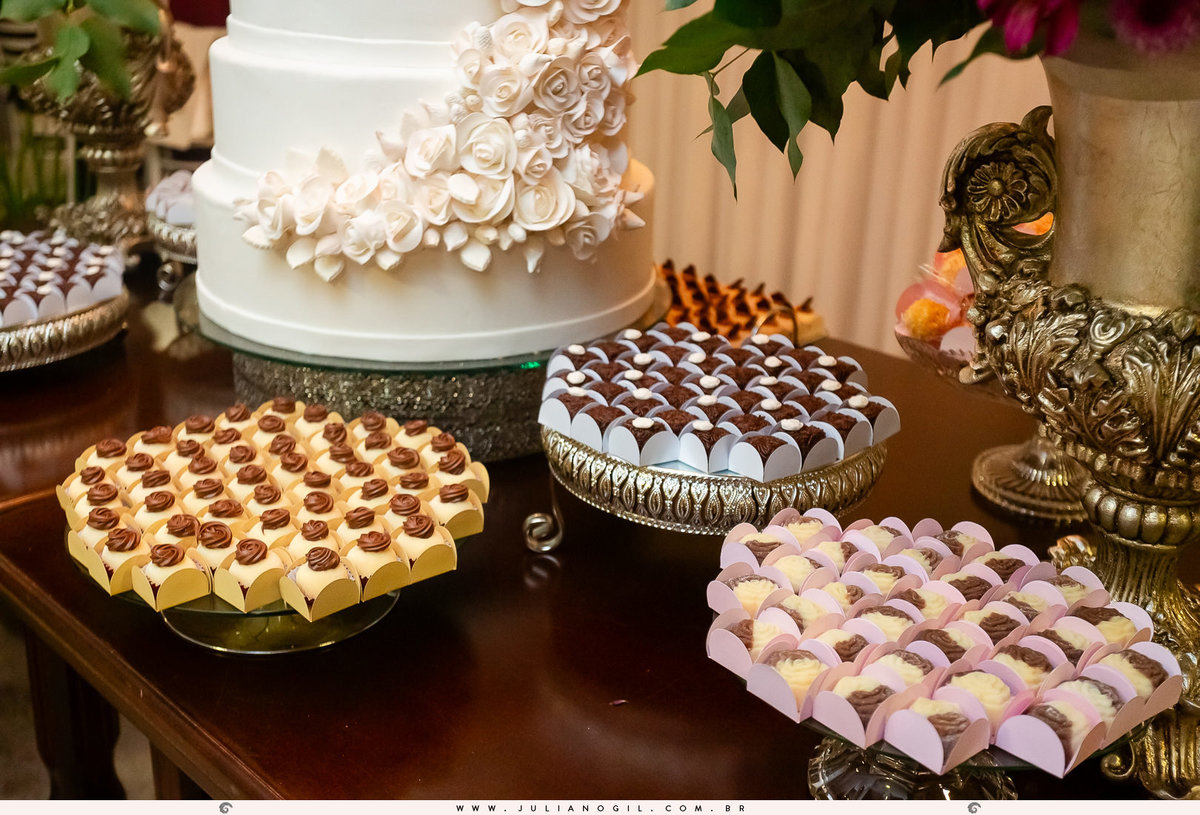 Casamento Patricia e Mario Fucilini Rio Azul Irati Paraná Goiás Fotógrafo Juliano Gil Recepção Churrascaria Italiano