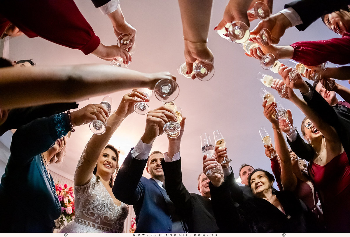 Casamento Patricia e Mario Fucilini Rio Azul Irati Paraná Goiás Fotógrafo Juliano Gil Recepção Churrascaria Italiano