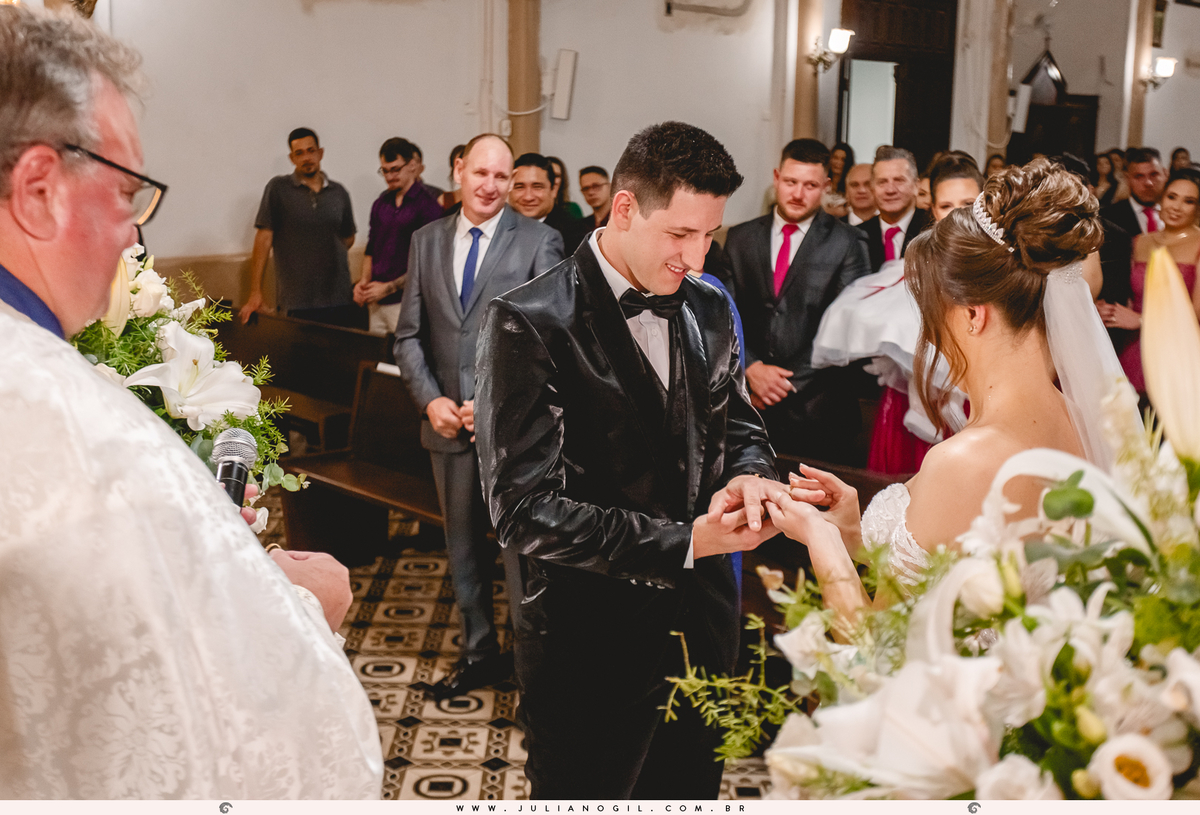 Gabriela-Grochoviski-Luiz-Zago-Casamento-Irati-Paraná-Paróquia-São-Miguel-Fotógrafo-Juliano-Gil-Cerimônia