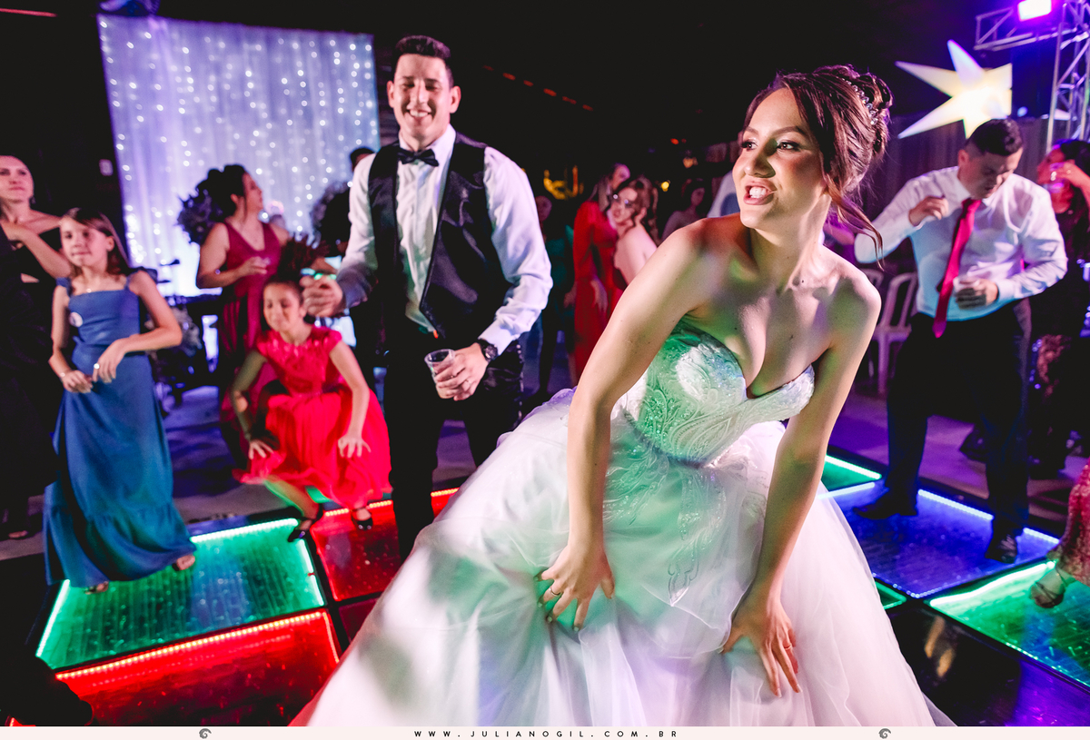 Gabriela-Grochoviski-Luiz-Zago-Casamento-Irati-Paraná-Paróquia-São-Miguel-Fotógrafo-Juliano-Gil-Rancho-do-lago-vó-Tereza