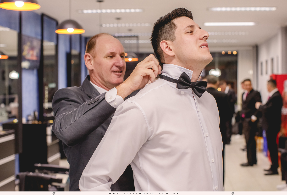 Gabriela-Grochoviski-Luiz-Zago-Casamento-Irati-Paraná-Paróquia-São-Miguel-Fotógrafo-Juliano-Gil-The-Win