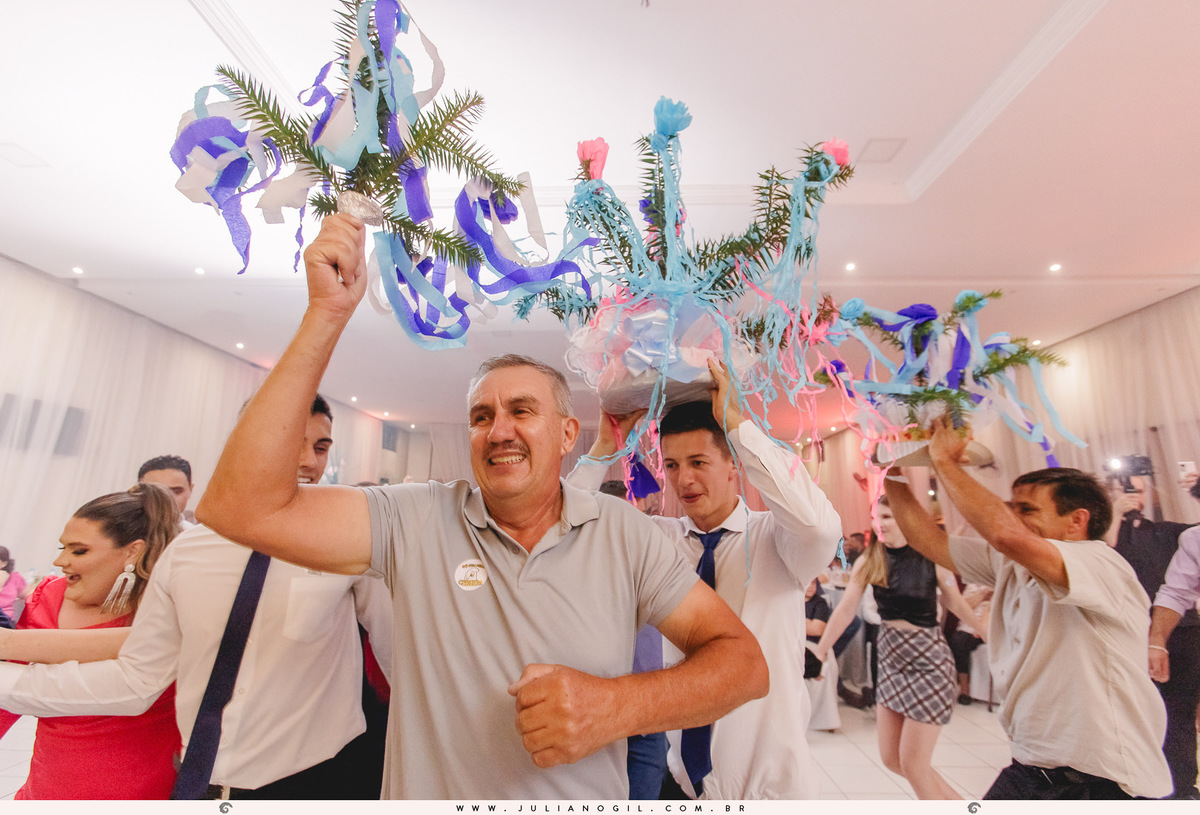 Recepção Casamento Willian de Lara Jéssica Wengrzen fotógrafo Juliano Gil Irati Paraná Casamento Igreja Matriz Senhor Bom Jesus Restaurante do Colono