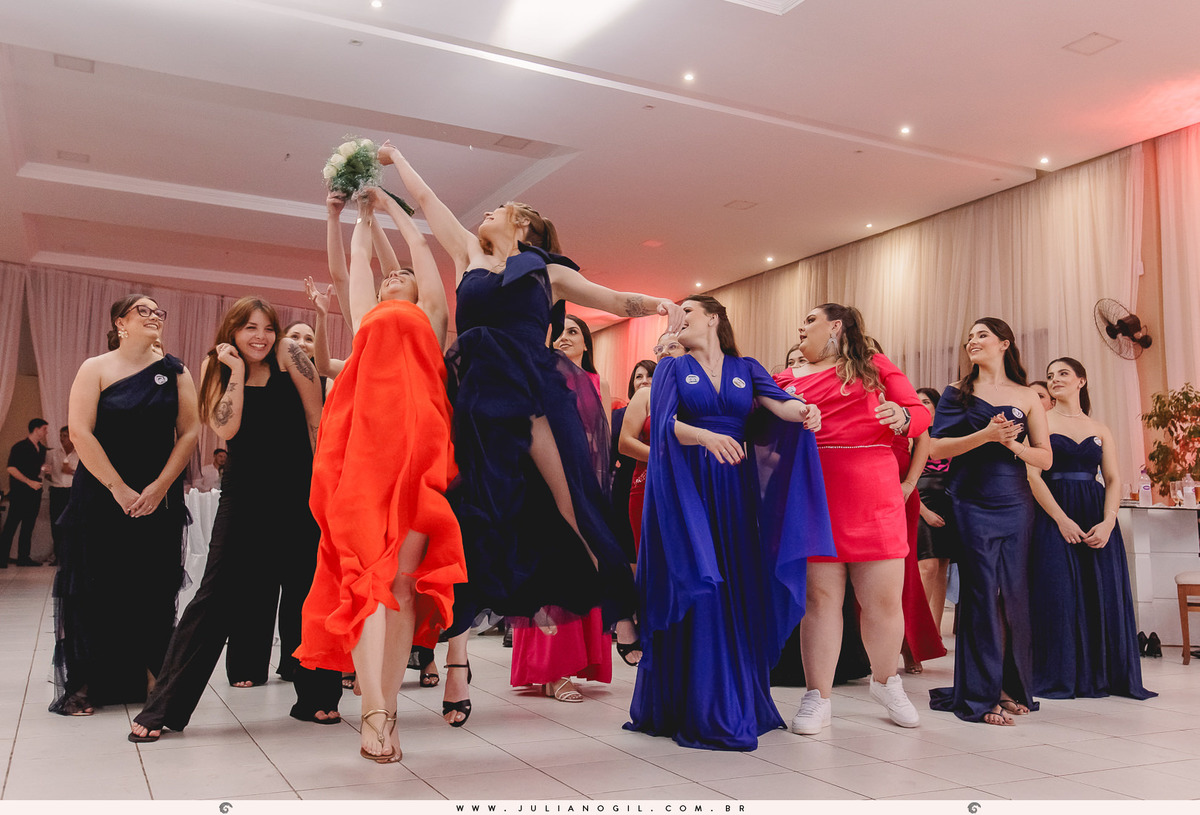 Recepção Casamento Willian de Lara Jéssica Wengrzen fotógrafo Juliano Gil Irati Paraná Casamento Igreja Matriz Senhor Bom Jesus Restaurante do Colono