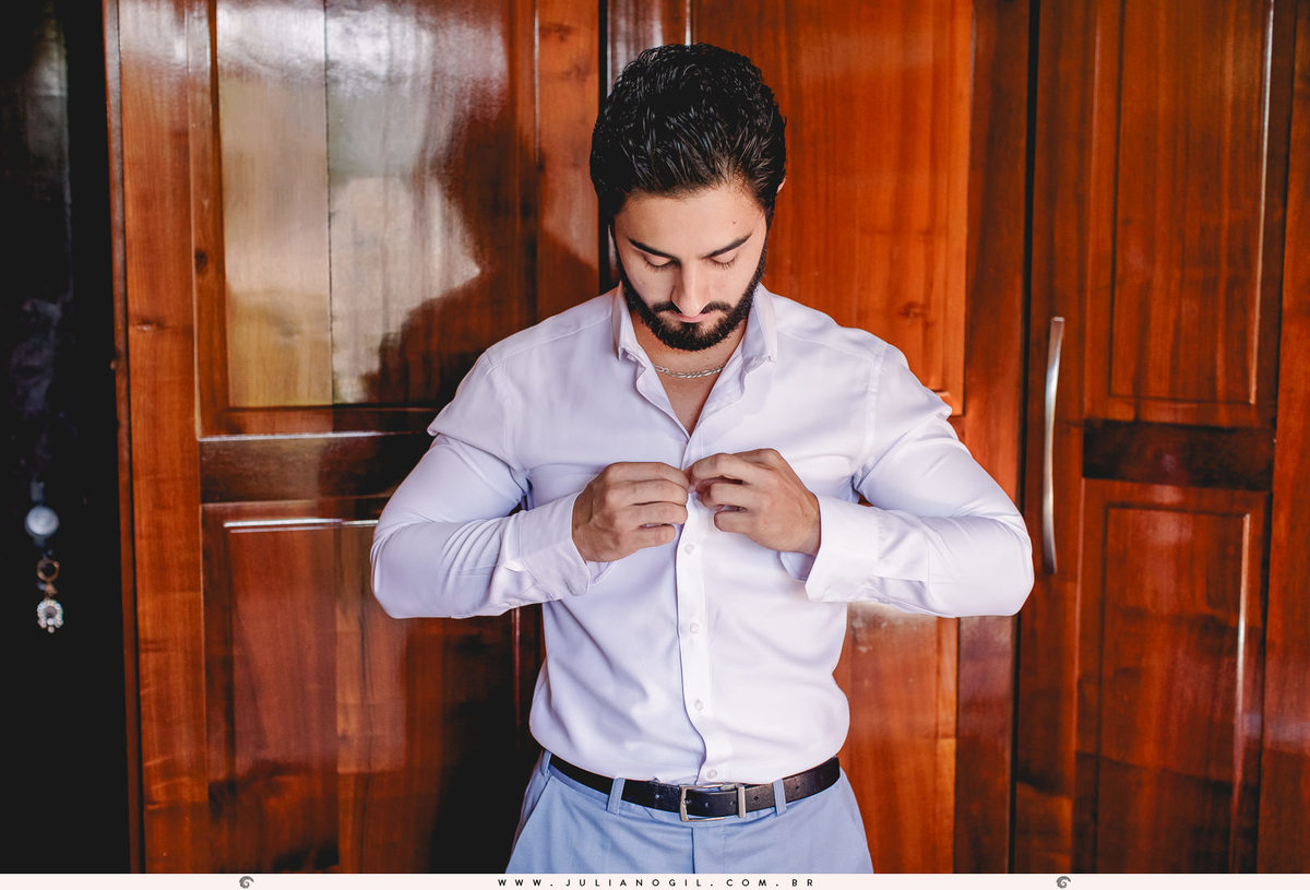 Making Of Noivo Willian de Lara fotógrafo Juliano Gil Irati Paraná Casamento Igreja Matriz Senhor Bom Jesus