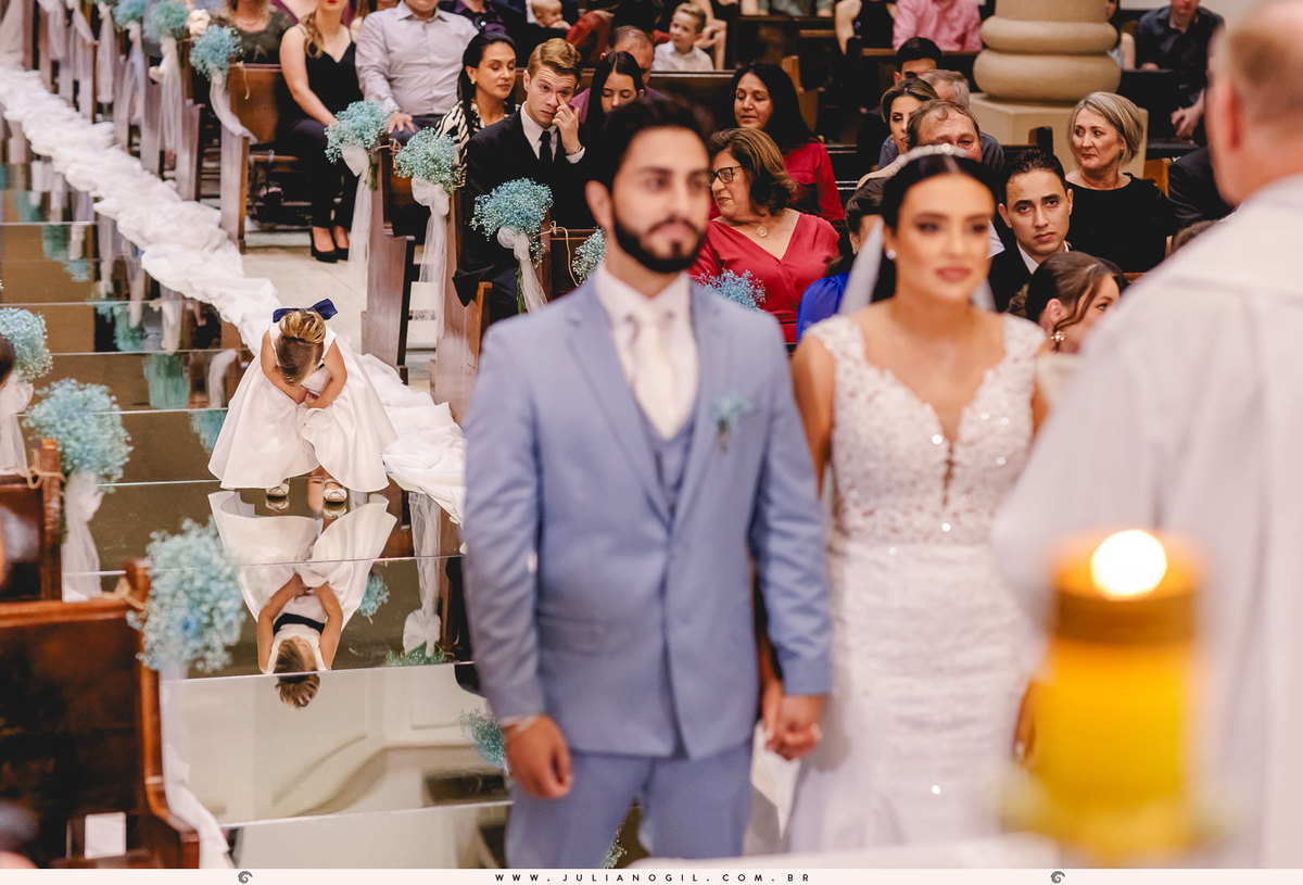 Cerimônia Casamento Willian de Lara Jéssica Wengrzen fotógrafo Juliano Gil Irati Paraná Casamento Igreja Matriz Senhor Bom Jesus