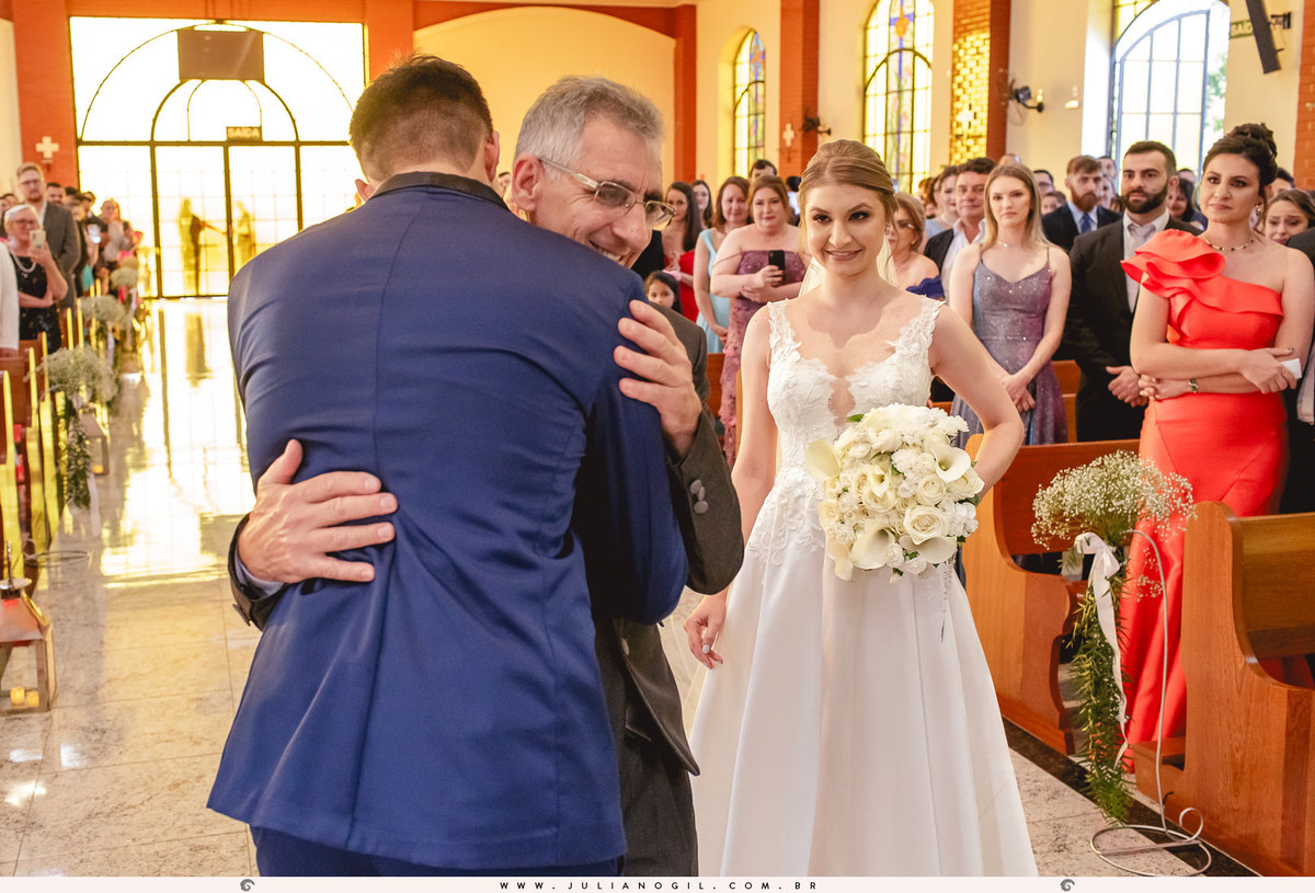 Cerimônia casamento Sandineli Bini Elvis Platini Paróquia São João Paulo II Ponta Grossa Fotógrafo Juliano Gil Irati Paraná