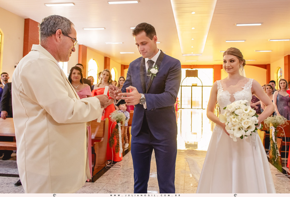 Cerimônia casamento Sandineli Bini Elvis Platini Paróquia São João Paulo II Ponta Grossa Fotógrafo Juliano Gil Irati Paraná