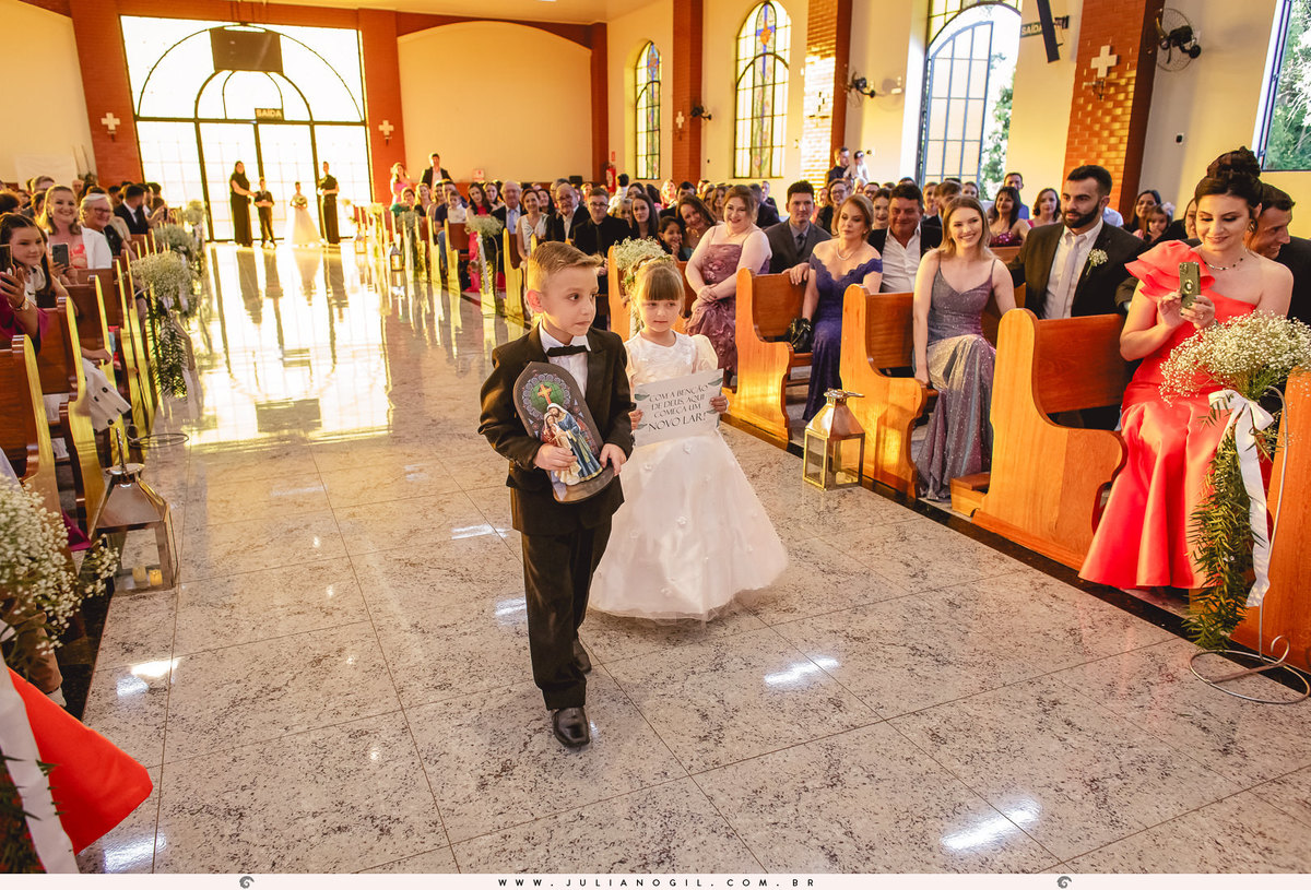 Cerimônia casamento Sandineli Bini Elvis Platini Paróquia São João Paulo II Ponta Grossa Fotógrafo Juliano Gil Irati Paraná