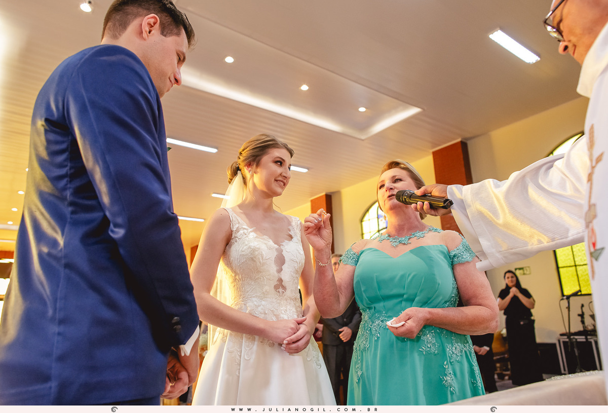 Cerimônia casamento Sandineli Bini Elvis Platini Paróquia São João Paulo II Ponta Grossa Fotógrafo Juliano Gil Irati Paraná