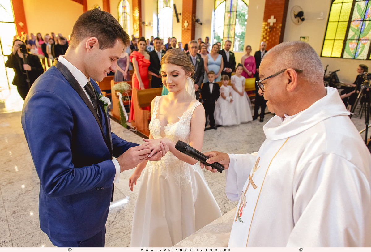 Cerimônia casamento Sandineli Bini Elvis Platini Paróquia São João Paulo II Ponta Grossa Fotógrafo Juliano Gil Irati Paraná