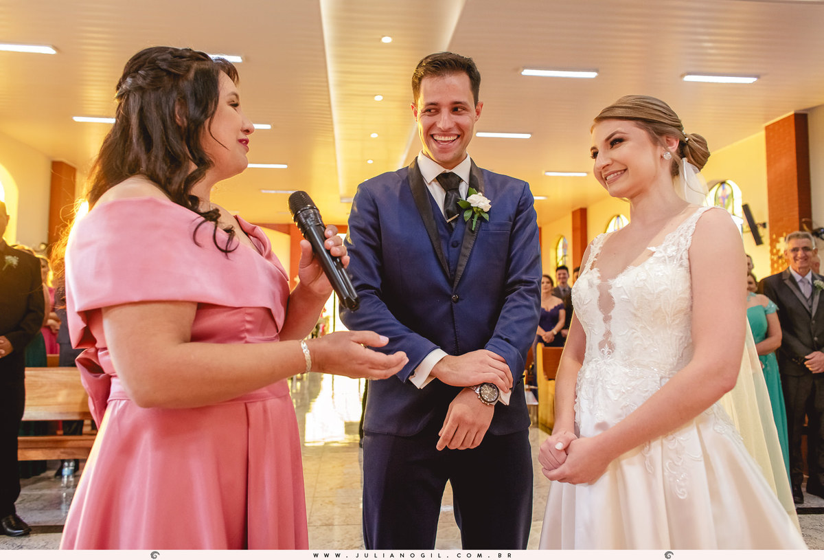 Cerimônia casamento Sandineli Bini Elvis Platini Paróquia São João Paulo II Ponta Grossa Fotógrafo Juliano Gil Irati Paraná