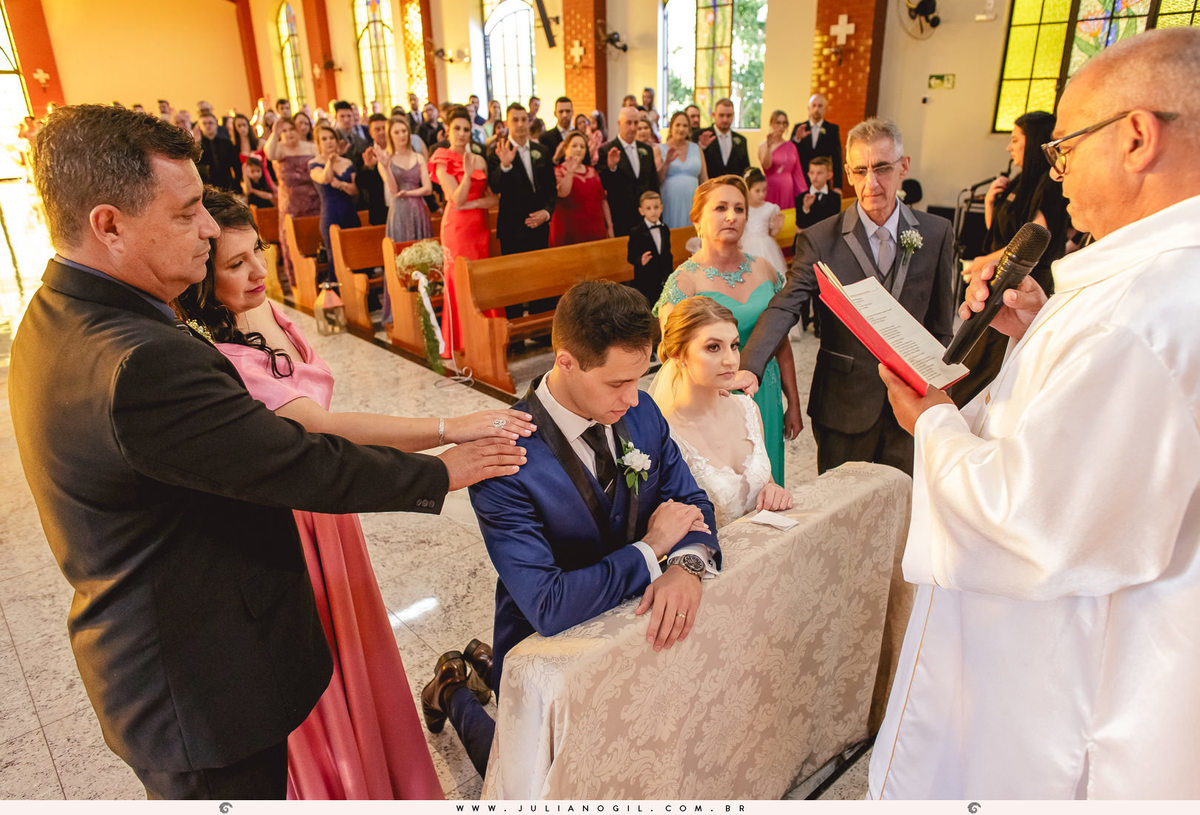 Cerimônia casamento Sandineli Bini Elvis Platini Paróquia São João Paulo II Ponta Grossa Fotógrafo Juliano Gil Irati Paraná
