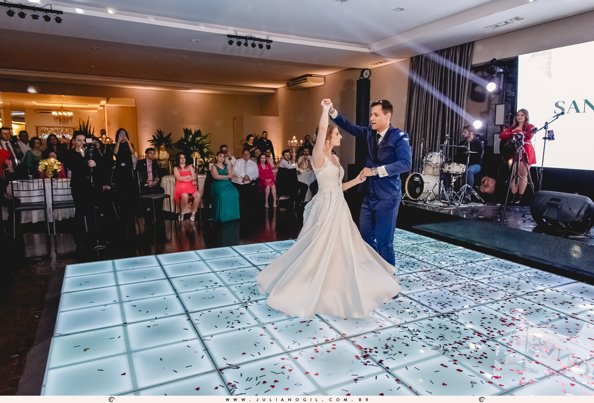 Cerimônia casamento Sandineli Bini Elvis Platini Paróquia São João Paulo II Ponta Grossa Fotógrafo Juliano Gil Irati Paraná Recepção Clube Ponta Lagoa