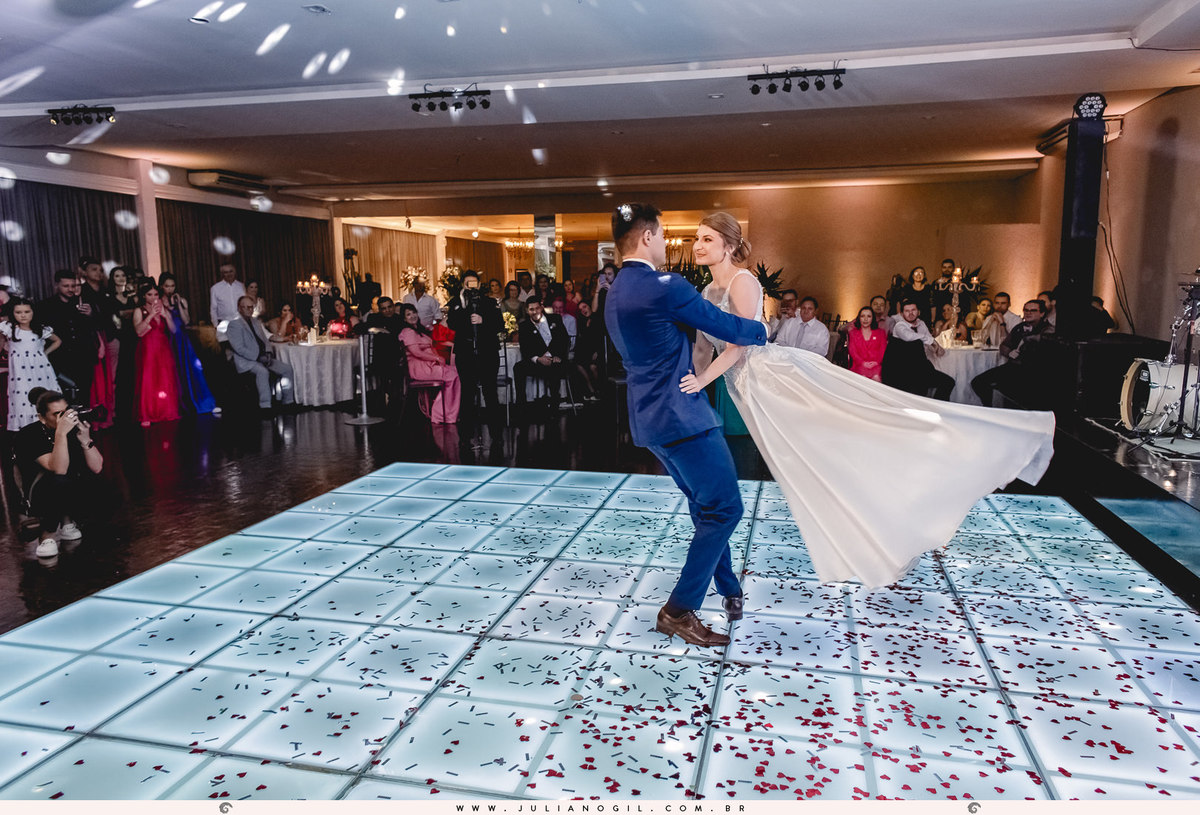 Cerimônia casamento Sandineli Bini Elvis Platini Paróquia São João Paulo II Ponta Grossa Fotógrafo Juliano Gil Irati Paraná Recepção Clube Ponta Lagoa