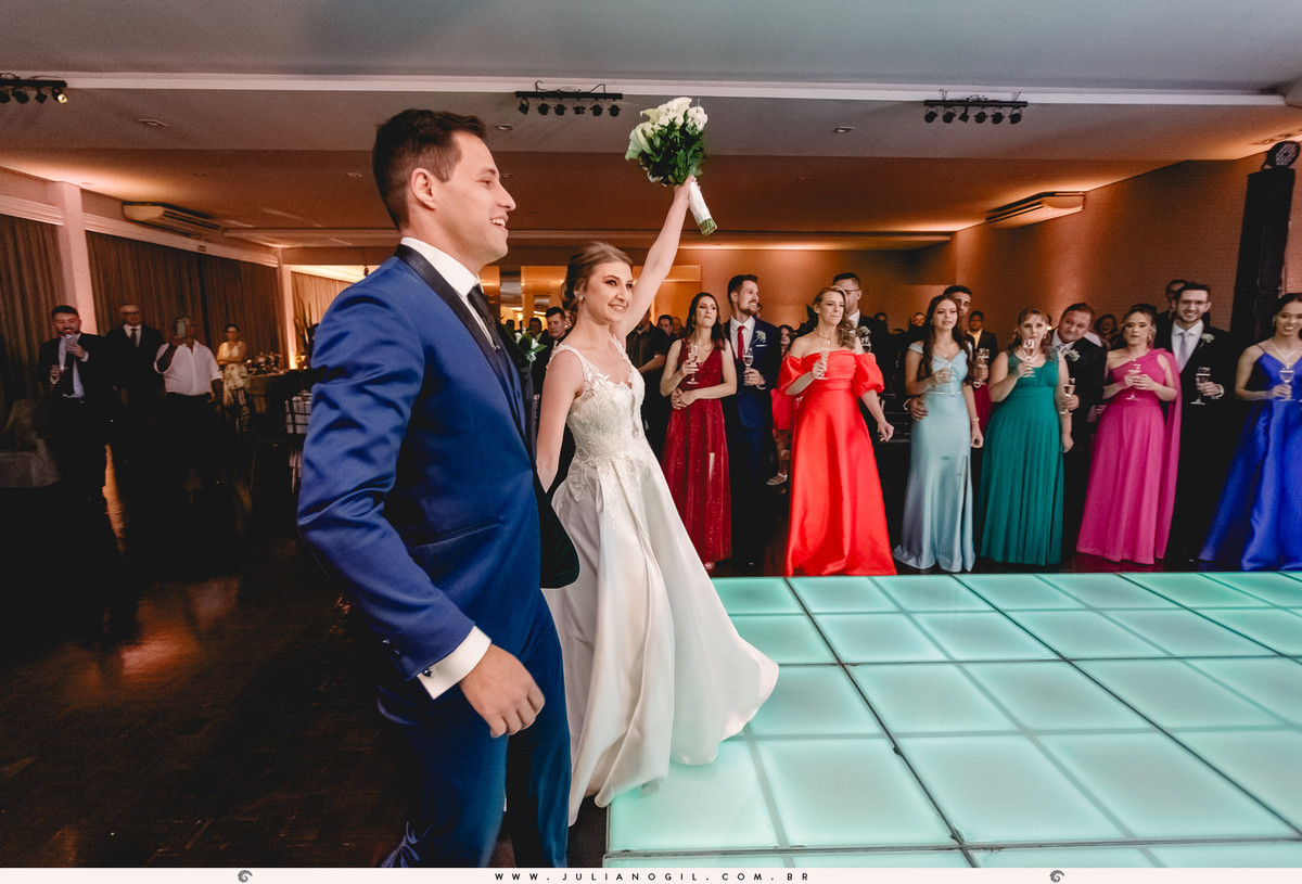 Cerimônia casamento Sandineli Bini Elvis Platini Paróquia São João Paulo II Ponta Grossa Fotógrafo Juliano Gil Irati Paraná Recepção Clube Ponta Lagoa