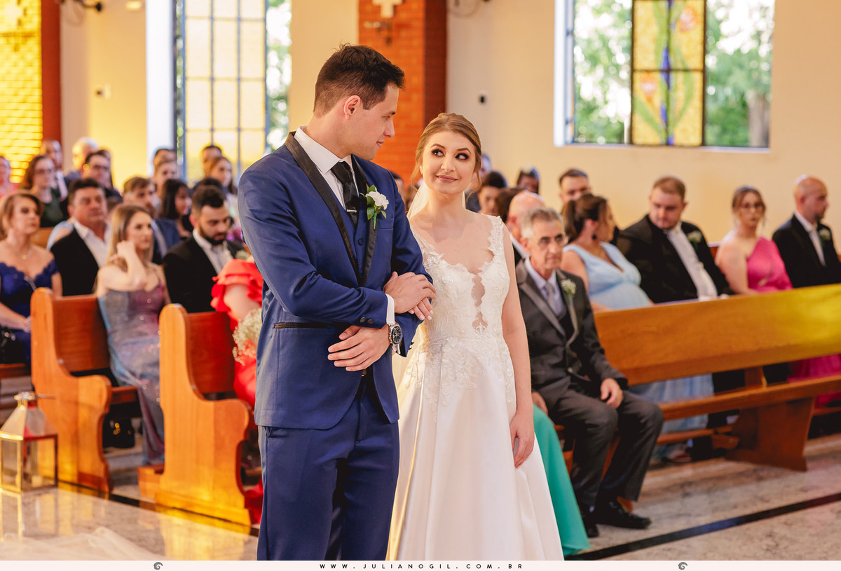 Cerimônia casamento Sandineli Bini Elvis Platini Paróquia São João Paulo II Ponta Grossa Fotógrafo Juliano Gil Irati Paraná