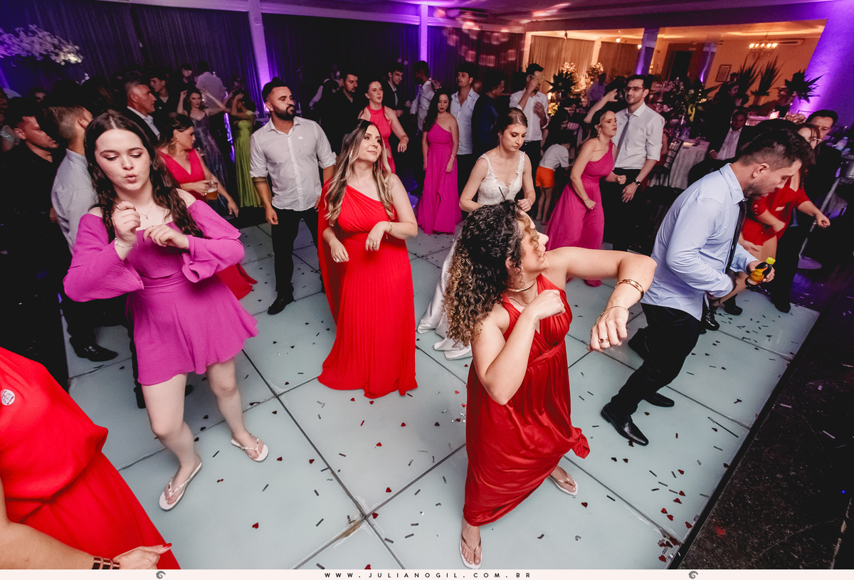 Cerimônia casamento Sandineli Bini Elvis Platini Paróquia São João Paulo II Ponta Grossa Fotógrafo Juliano Gil Irati Paraná Recepção Clube Ponta Lagoa